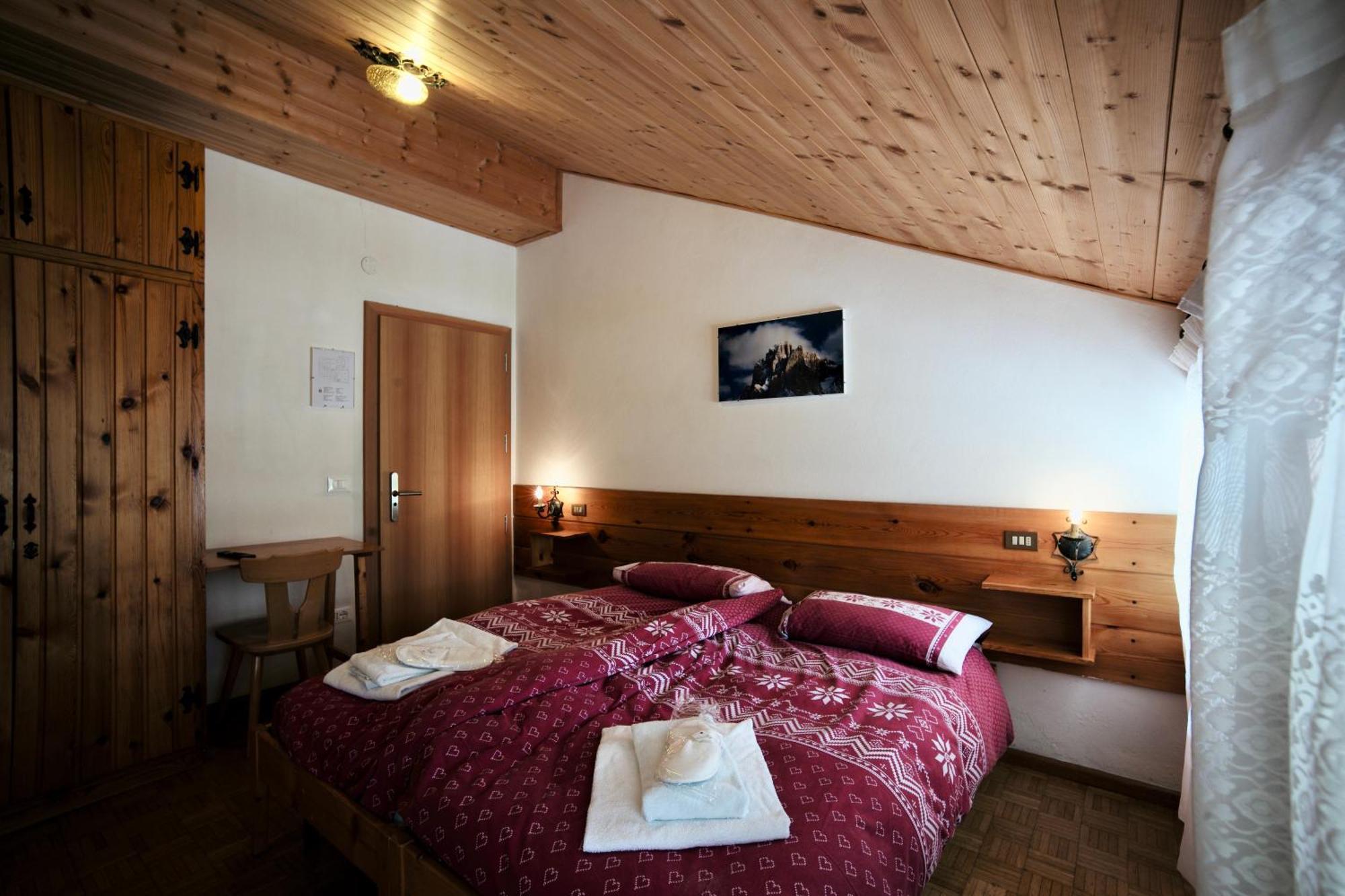 Rifugio Palafavera Bed & Breakfast Val di Zoldo Exterior photo